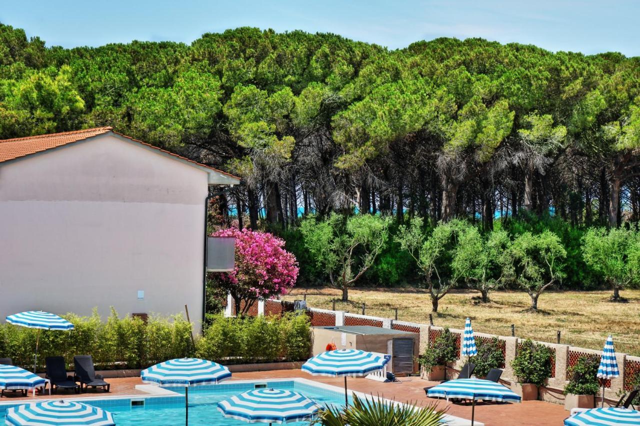 Oleandri Suite Hotel Vada Kültér fotó
