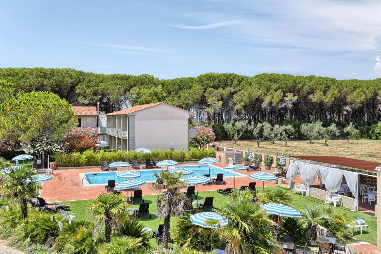 Oleandri Suite Hotel Vada Kültér fotó