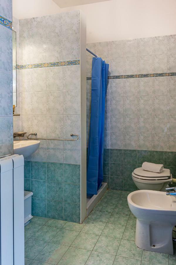 Oleandri Suite Hotel Vada Kültér fotó